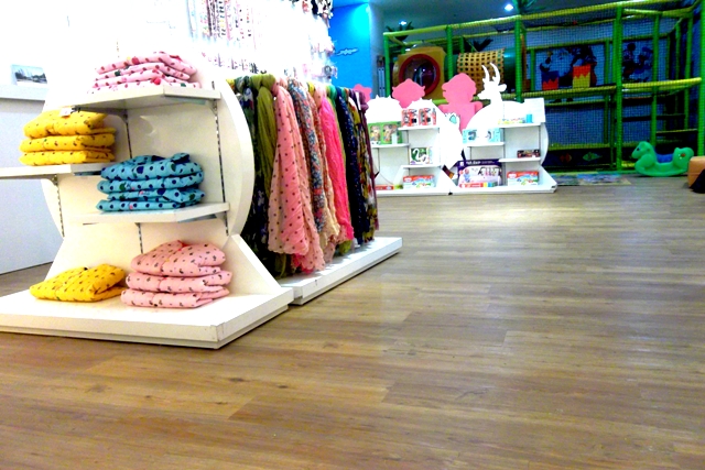 Sàn Nhựa Giả Gỗ Dân Dụng - Á Đông Floor .