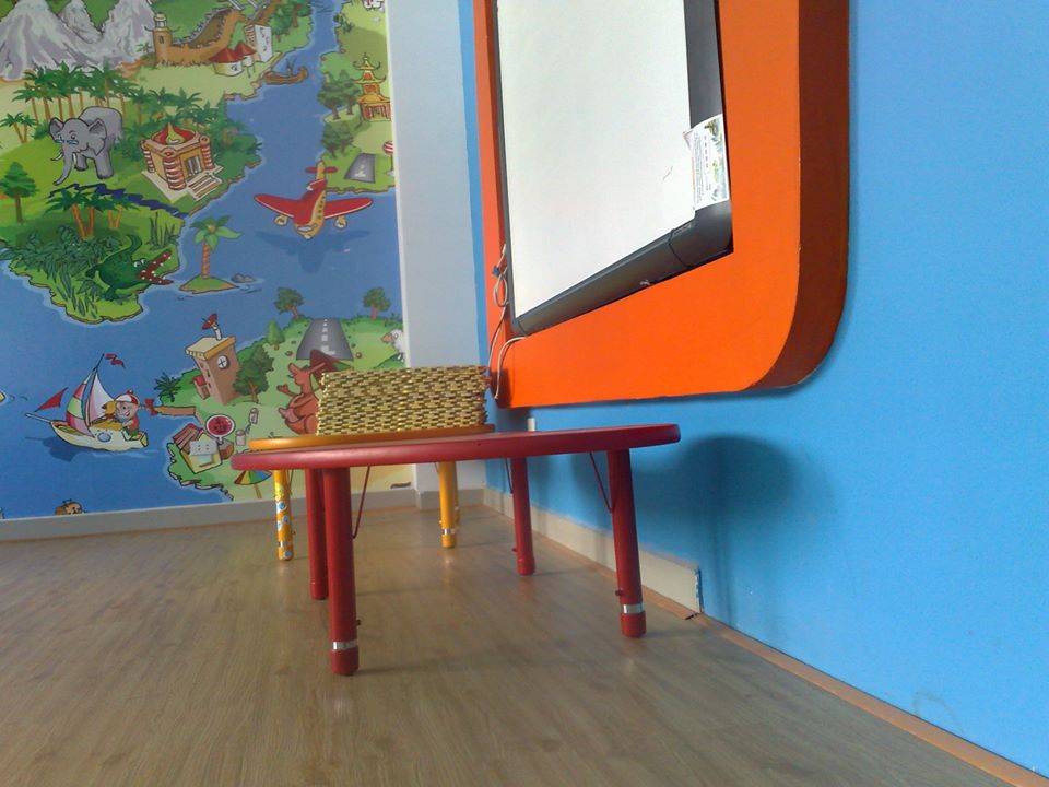 Gạch Nhựa Sàn Nhựa Aroma - Á Đông Floor .