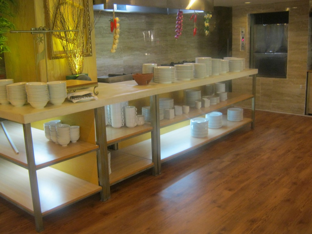 Ván Sàn Nhựa Giá Rẻ - Á Đông Floor .