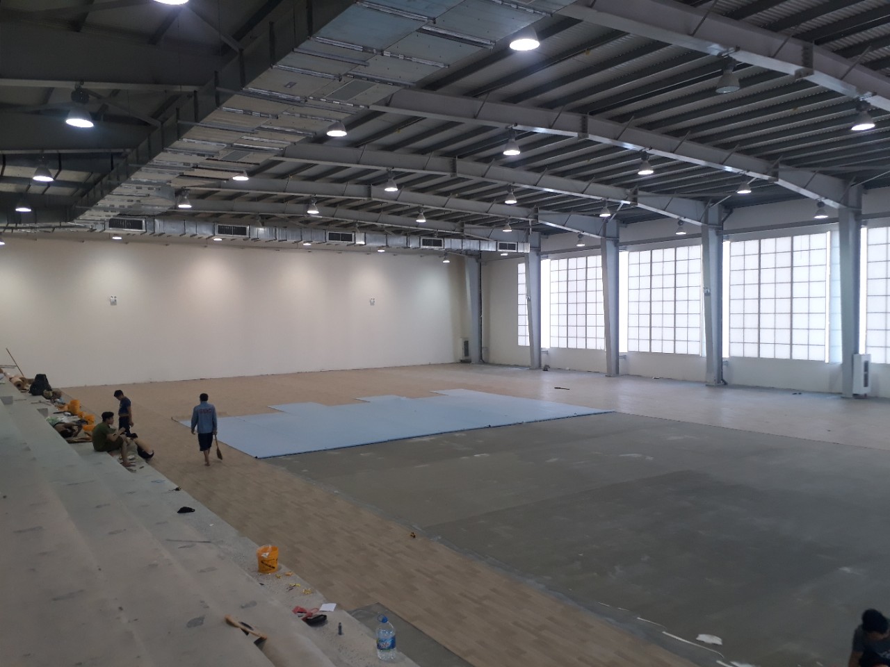 Á Đông Floors – Thi Công Sàn Vinyl Đa Năng Thể Thao Aceflor Nhà Đa Năng Trường Pháp .